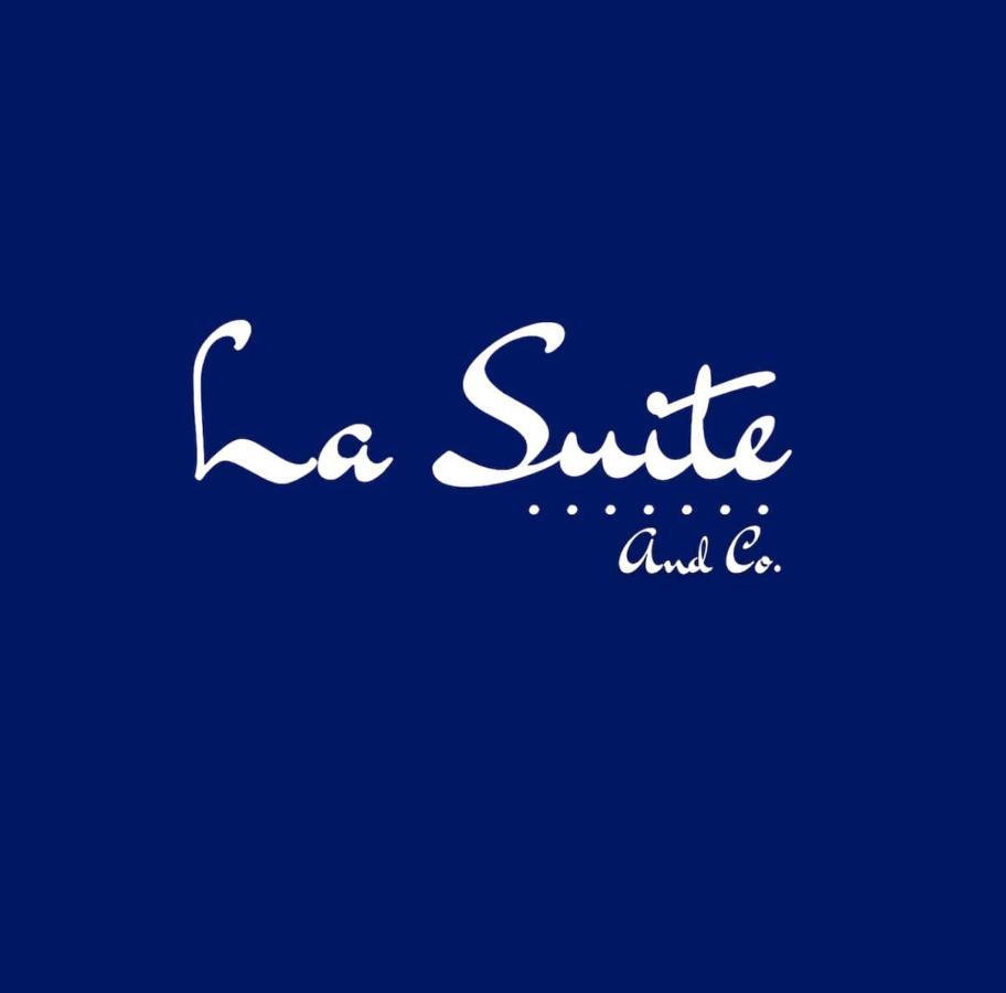 * Lasuite #1 Blue * ヴァランシエンヌ エクステリア 写真